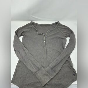 Gray Long Sleeve American Eagle Top